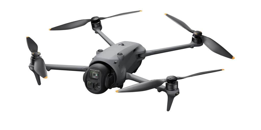 DJI Mavic 4 Pro 02